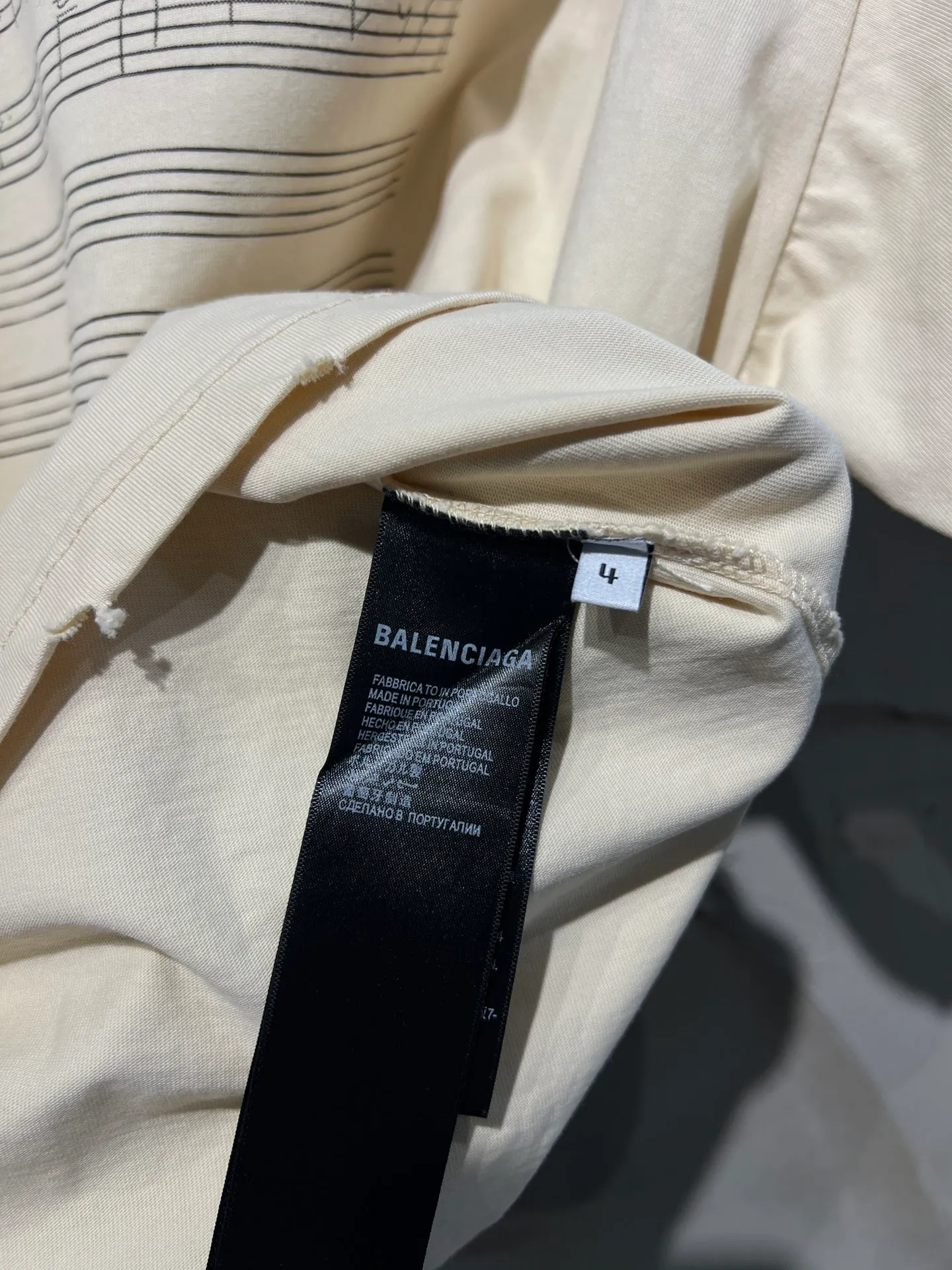 Balenciaga Blcg 24New Arrival ， 1*1 。 ， ， 。 ， 。 。 T ， ， 。 ：1-2-3-4( Same Style)